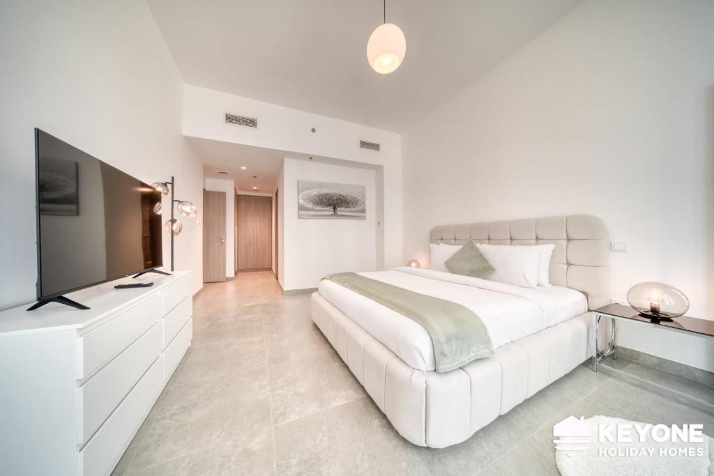 Epitome of Luxury Living in Two Bedroom Suite