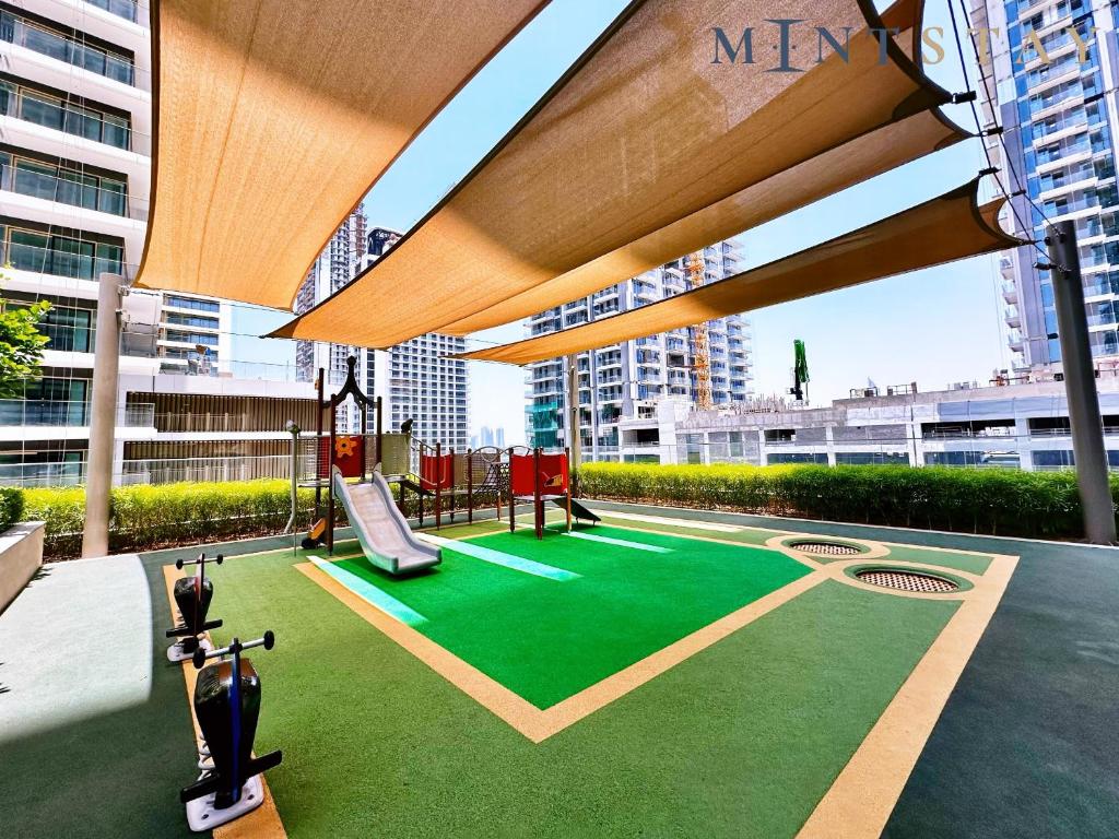 Beach Isle 1, Emaar Beachfront - Mint Stay