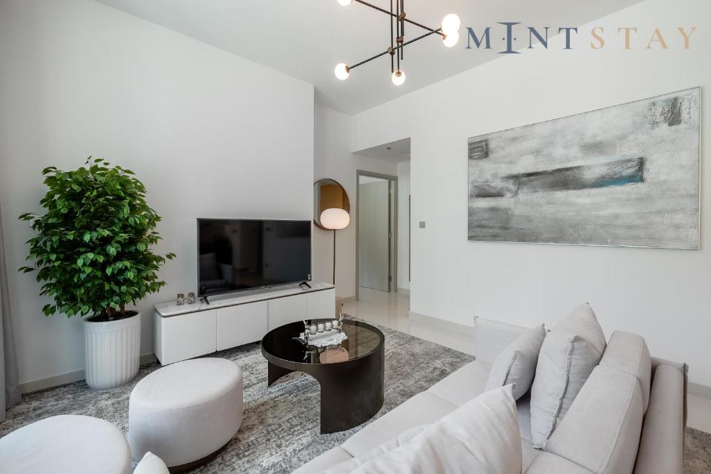 Beach Isle 1, Emaar Beachfront - Mint Stay