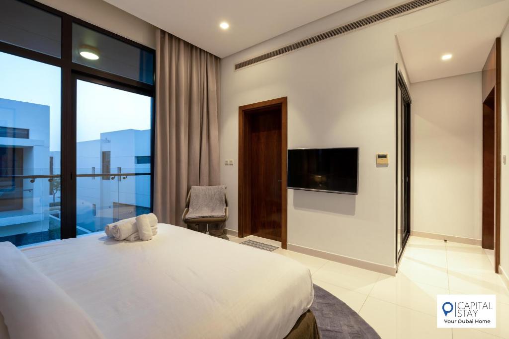 Luxury Paramount Villa in Damac Hills