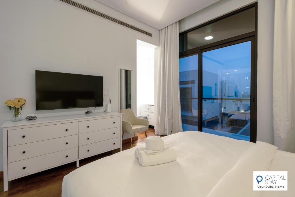 Luxury Paramount Villa in Damac Hills