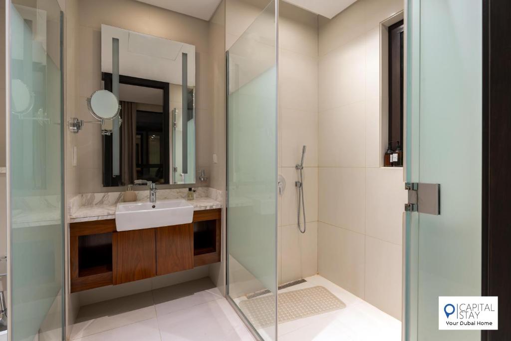 Luxury Paramount Villa in Damac Hills