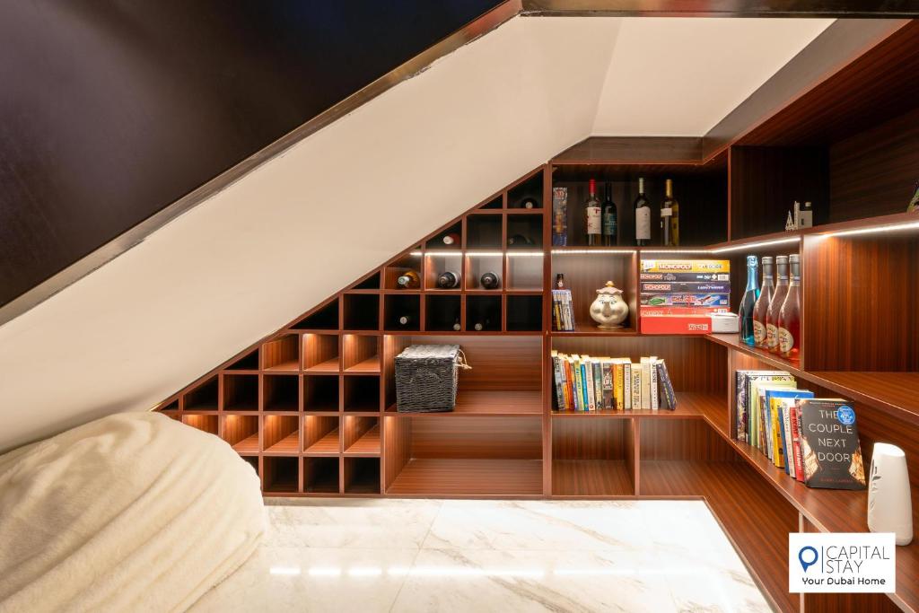 Luxury Paramount Villa in Damac Hills