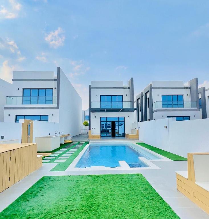 هتل 3BR وایت پرل لاکچری ویلا 3BR White Pearl Luxury Villa