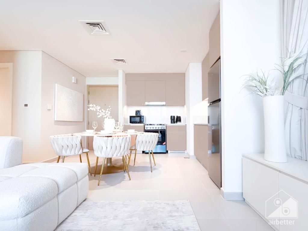 Elegant 1B Apt&Balcony in the Heart of Dubai Creek