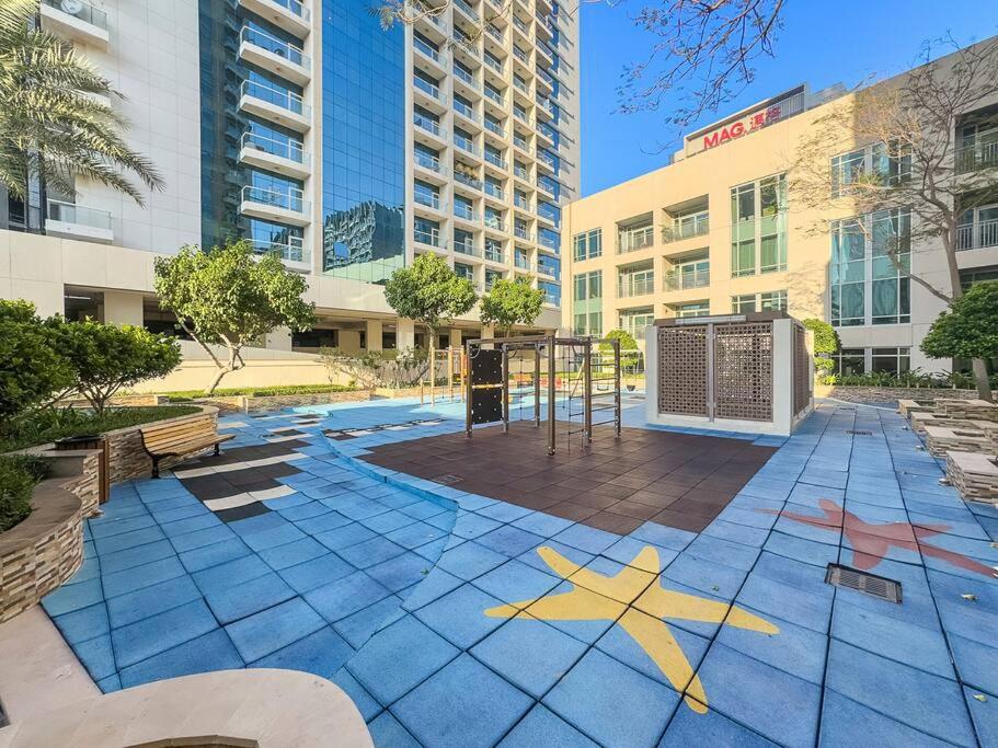 FIRST CLASS 1BR Stylish with Expansive Terrace
