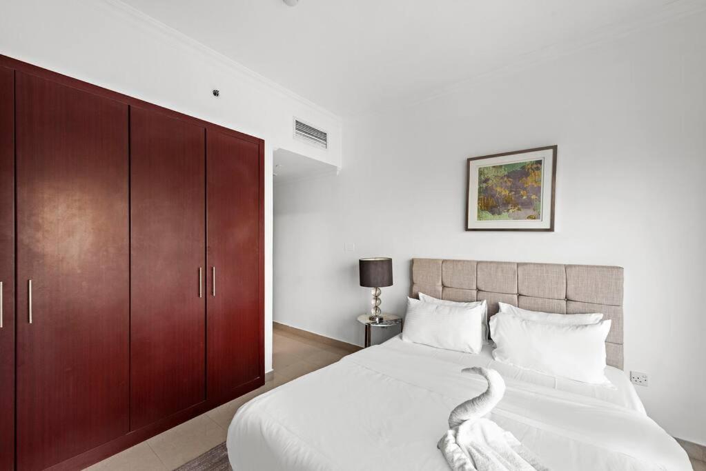 First Class 3BR Marina Bliss with Terrace