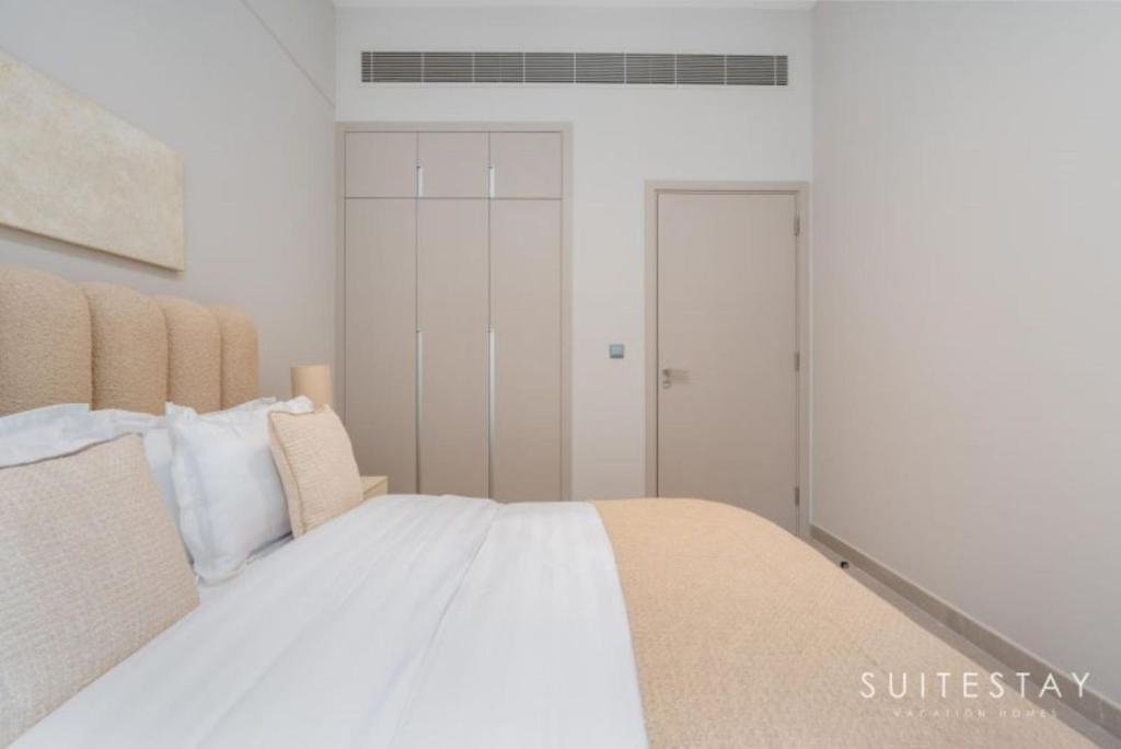 Suite Villa In Prestigious Community