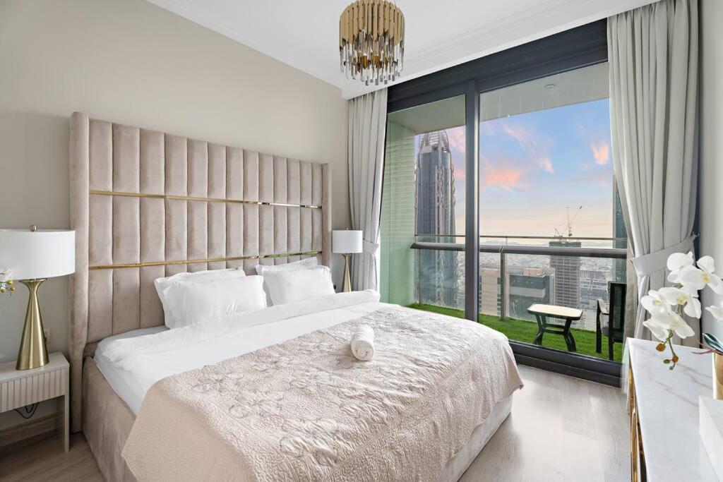 FIRST CLASS 2BR Exquisite Living