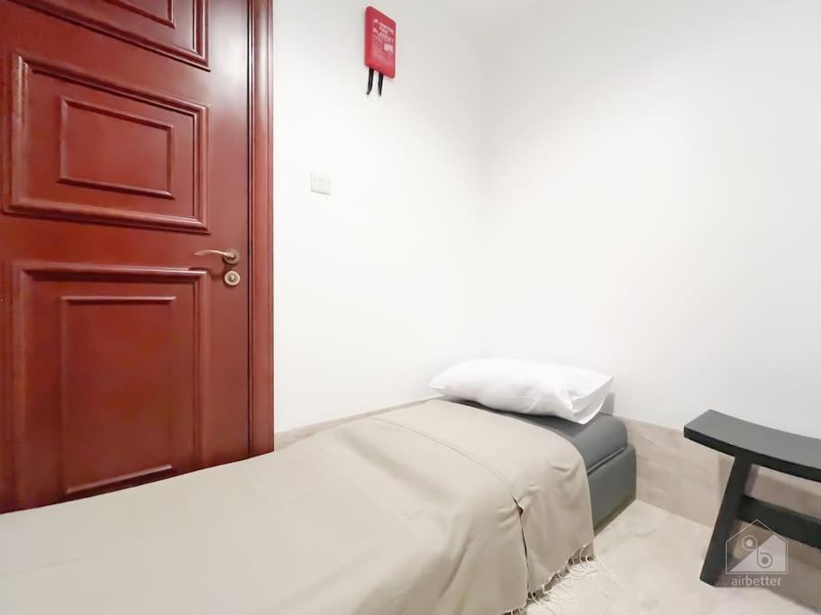 Gorgeous 2bedroom with balcony on the Palm