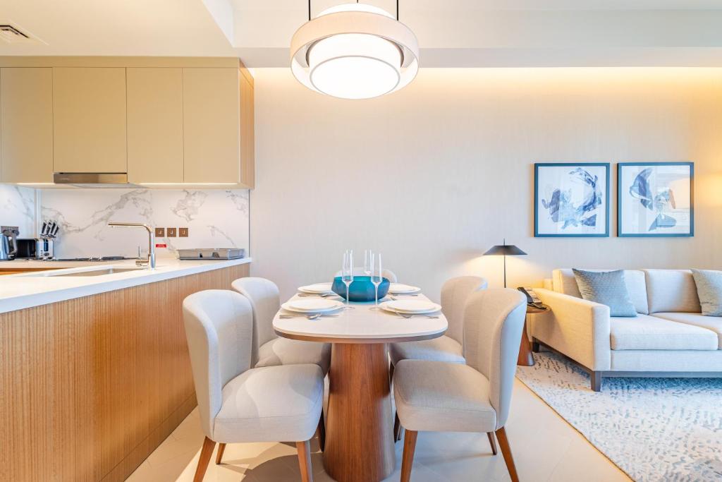 Stunning 2BR in Opera Residence, Burj Khalifa view