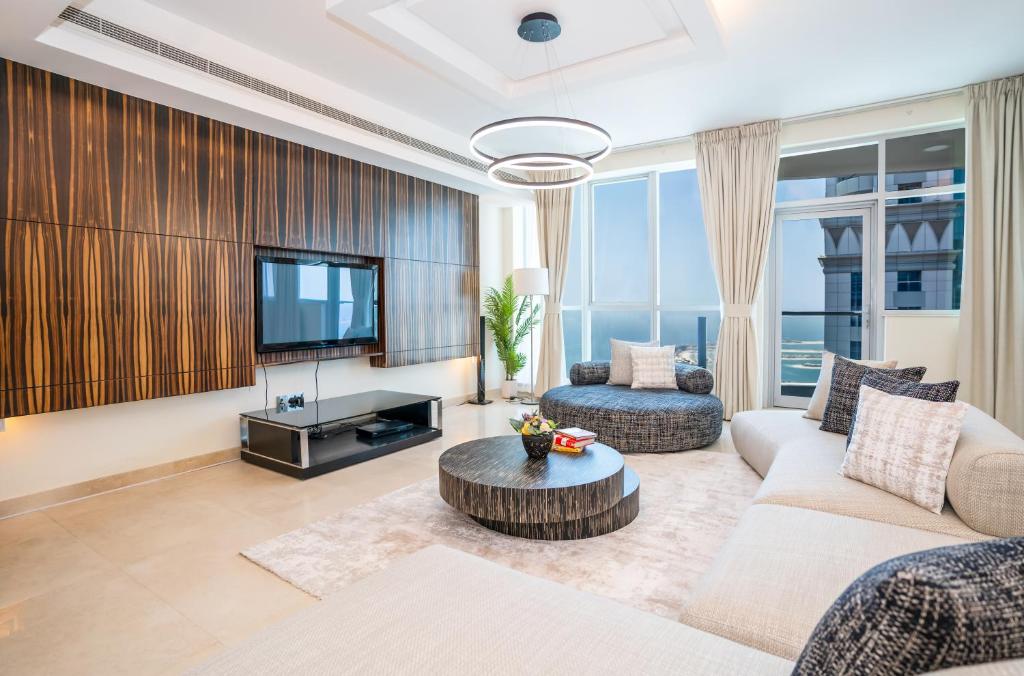 Homesgetaway - Luxurious Duplex Penthouse 3BR plus Maids at Heart of Dubai Marina
