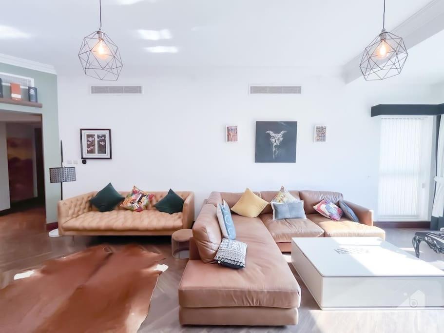 Amazing 2bedroom with Balcony Palm Jumeirah Dubai