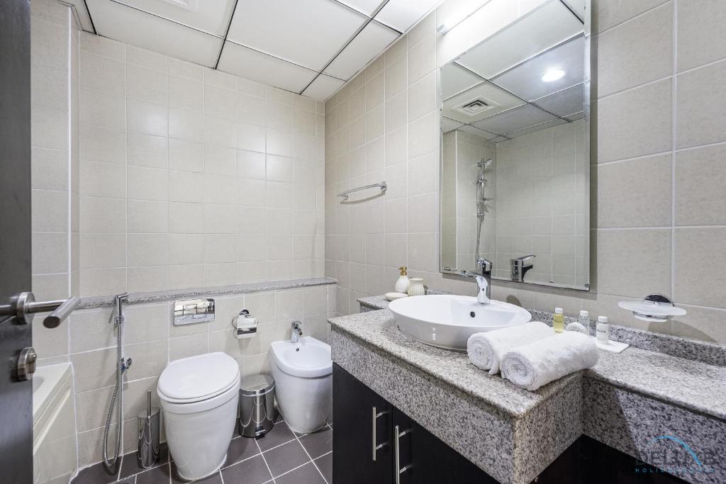 Charming 1BR in The Point Tower, Dubai Marina by Deluxe Holiday Homes