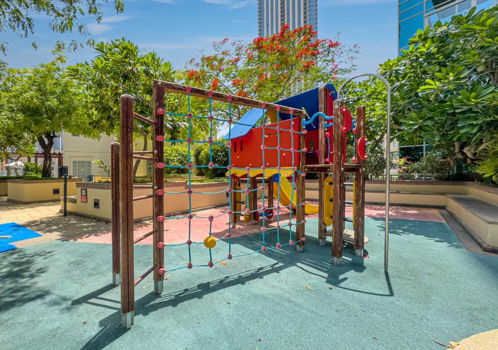 Savis Vacation Homes 2 Bedroom Downtown Burj Khalifa View