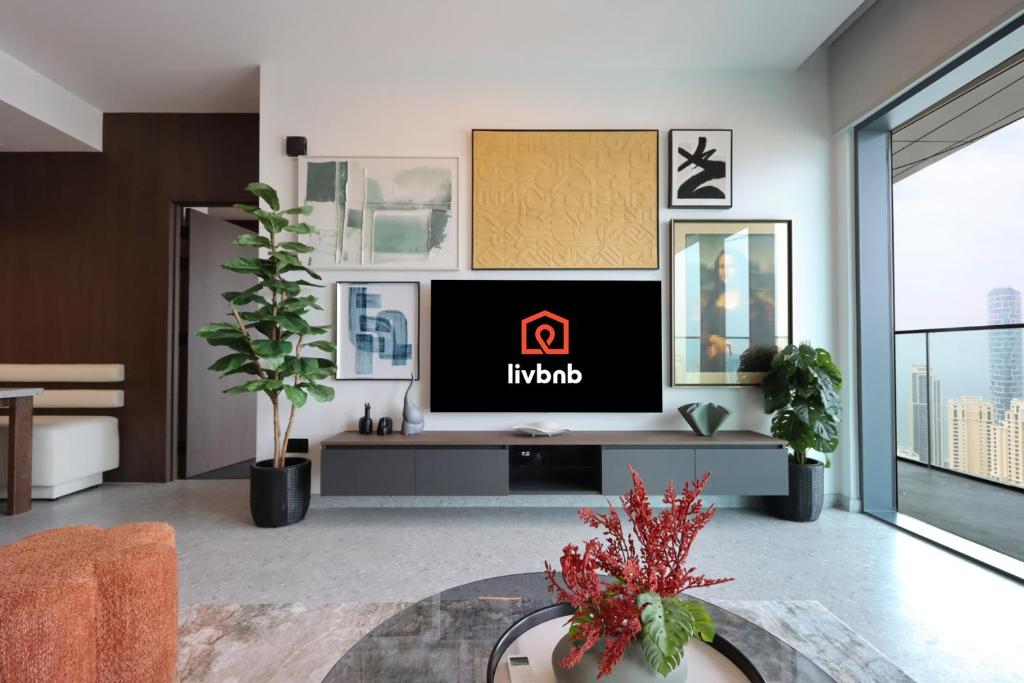 Livbnb - High floor 3 Bedroom Eclectic suite in Vida Marina DUBAI