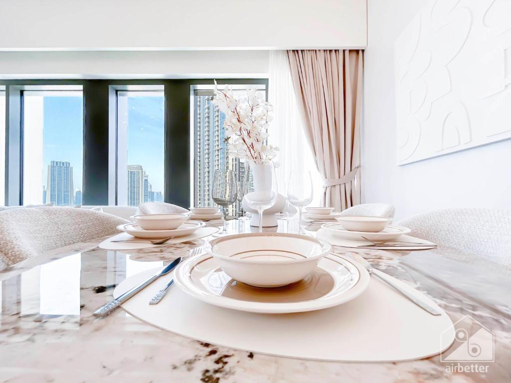 Luxurious Living in 2B with Burj & Fountain Views