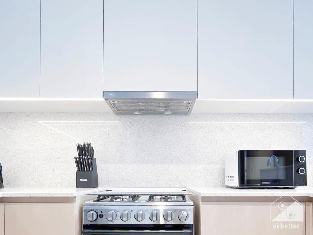 Luxurious Living in 2B with Burj & Fountain Views