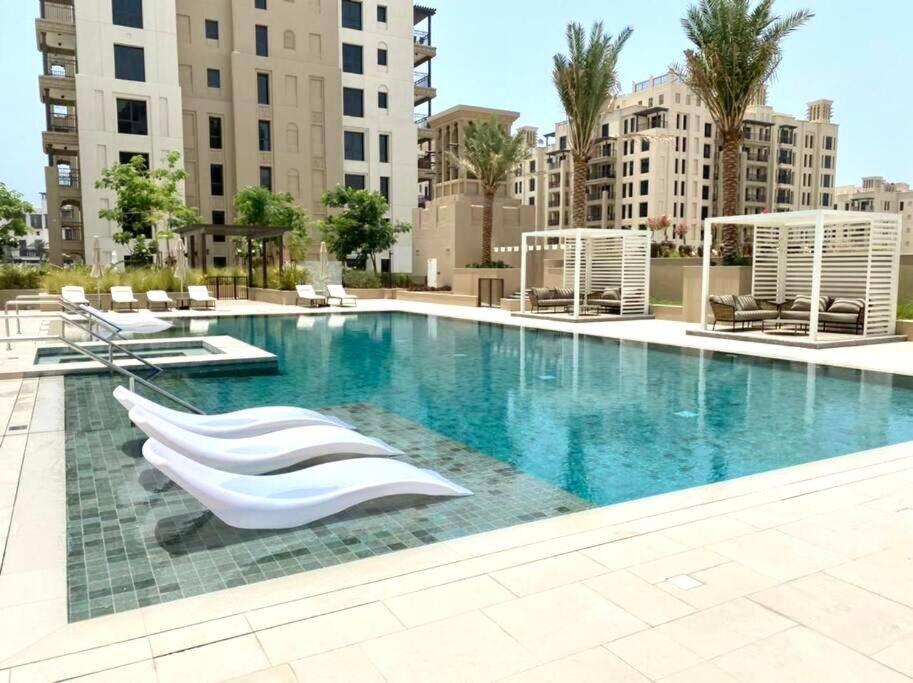 هتل دار ویکیشن - چامینگ ۱بی‌آر نیار برج آل عرب! - Dar Vacation - Charming 1BR Near Burj Al Arab!
