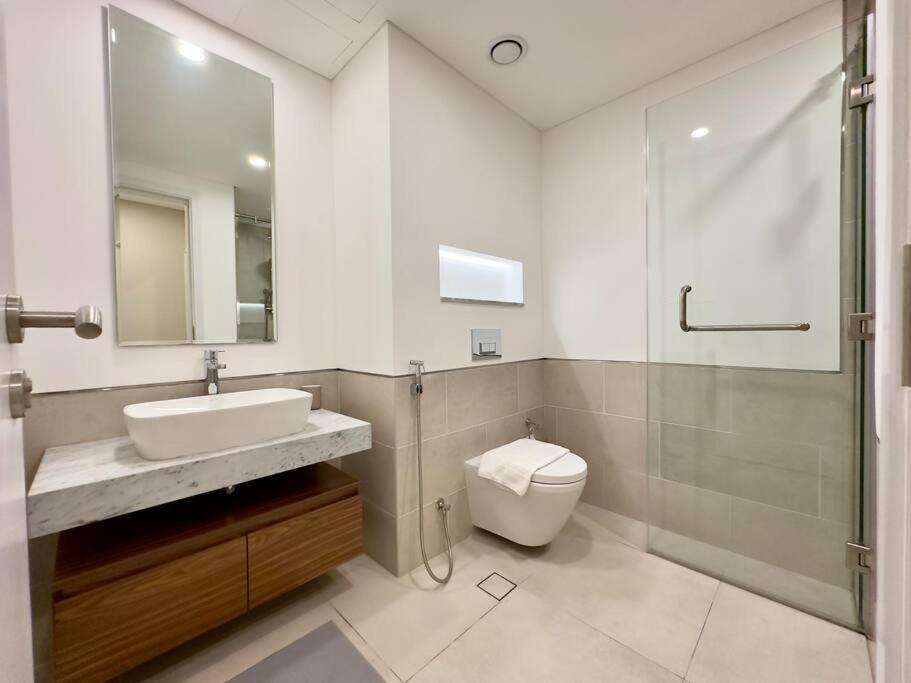 Dar Vacation - Charming 1BR Near Burj Al Arab!