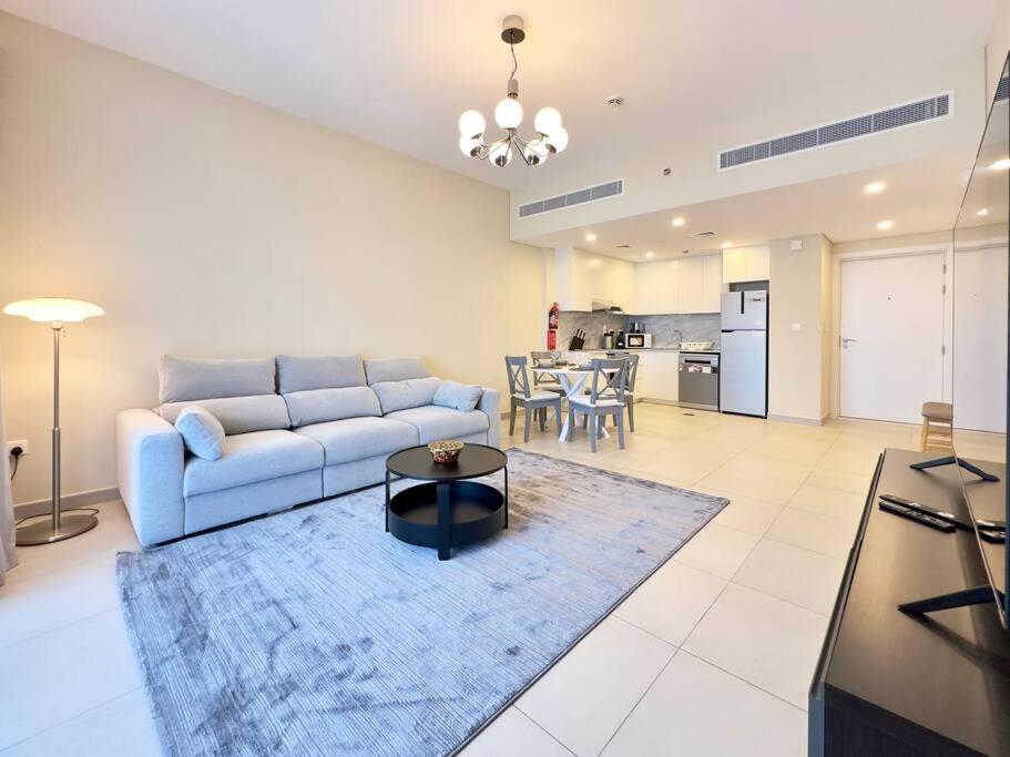 Dar Vacation - Charming 1BR Near Burj Al Arab!