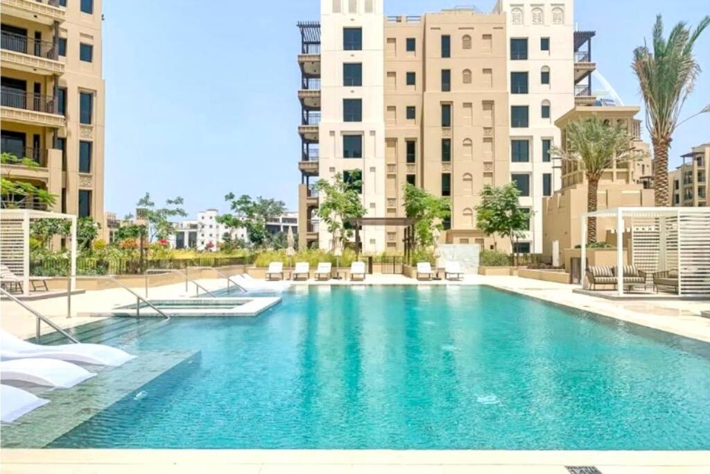Dar Vacation - Charming 1BR Near Burj Al Arab!