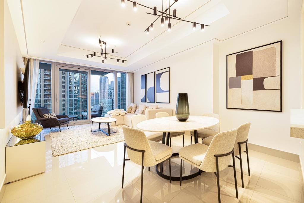 هتل ستنینگ برج اند فونتین ویوز لاکچری ۲ بی آر - Stunning Burj & Fountain Views Luxury 2 BR