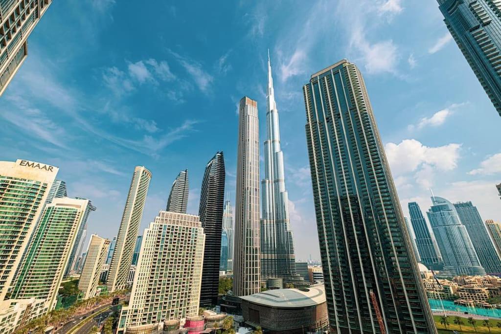 هتل استانیگ ۳ بی‌آر آپارتمان فیسینگ برژ - Stunning 3 BR Apartment Facing Burj