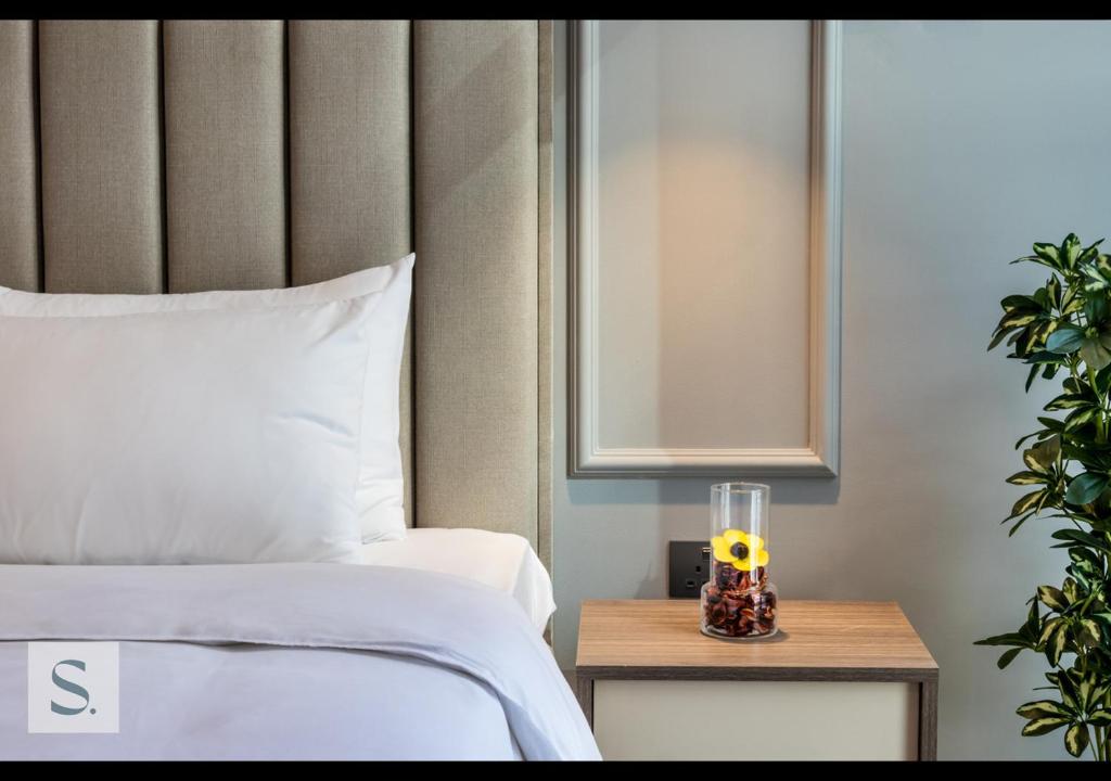 Prime 2 BDR, Centrally Located