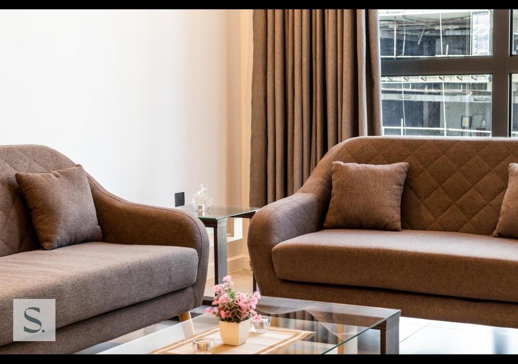 Prime 2 BDR, Centrally Located