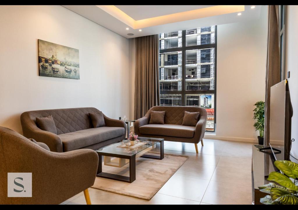 Prime 2 BDR, Centrally Located