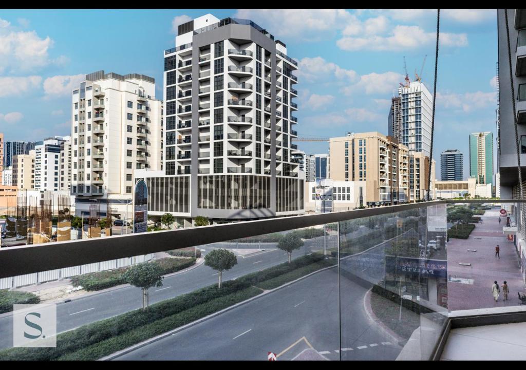 Prime 2 BDR, Centrally Located