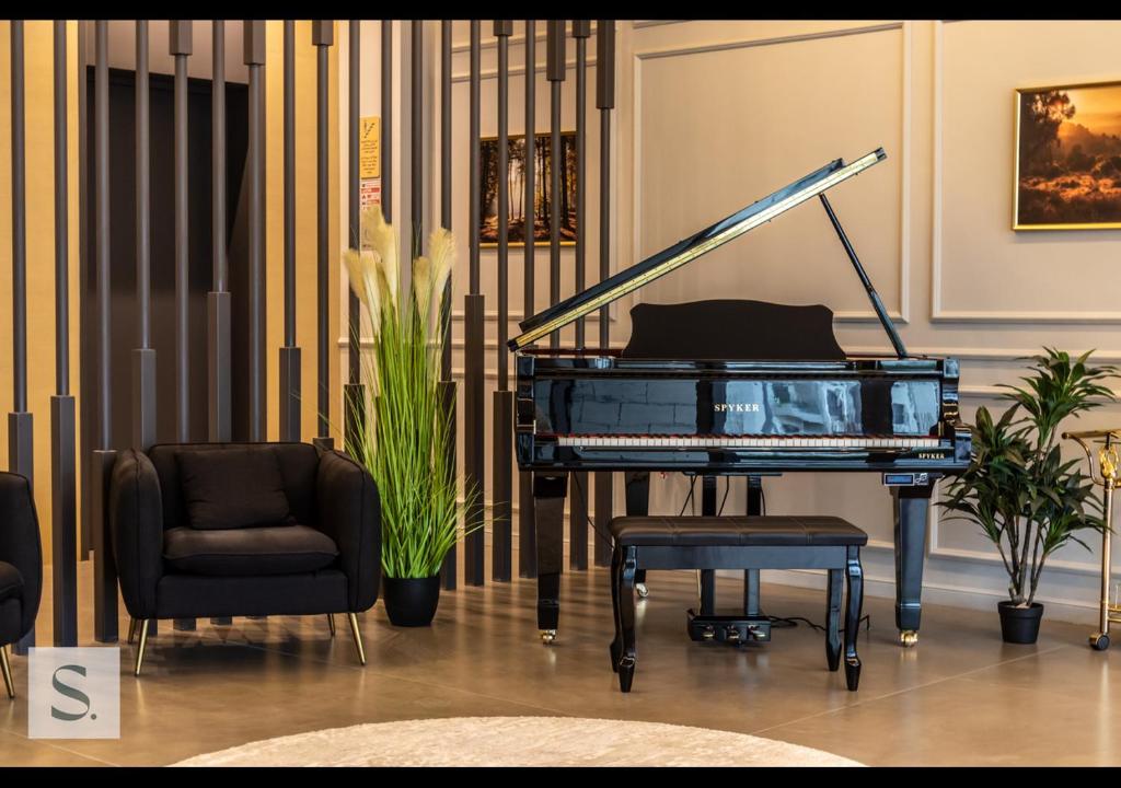 Prime 2 BDR, Centrally Located