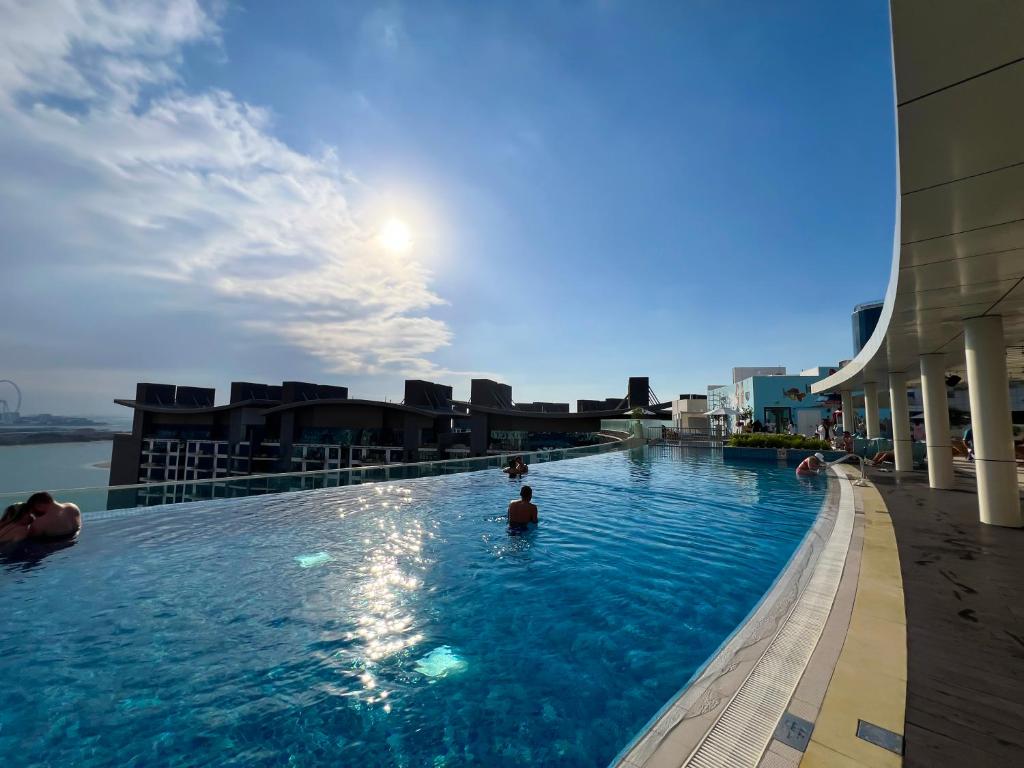 Coastal 1BR Hideaway with Breathtaking Sea Views - 50AB5