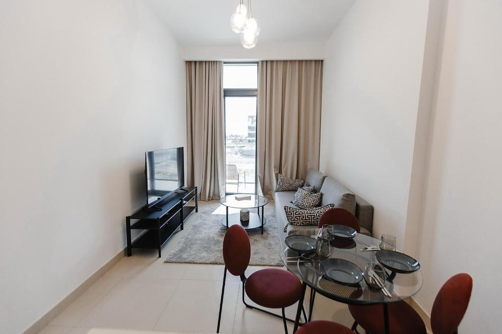 Exclusive 2BR With City View