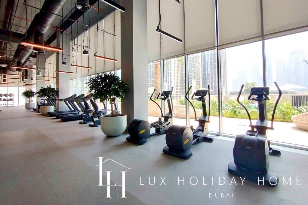 LUX The Downtown Sea View Suite