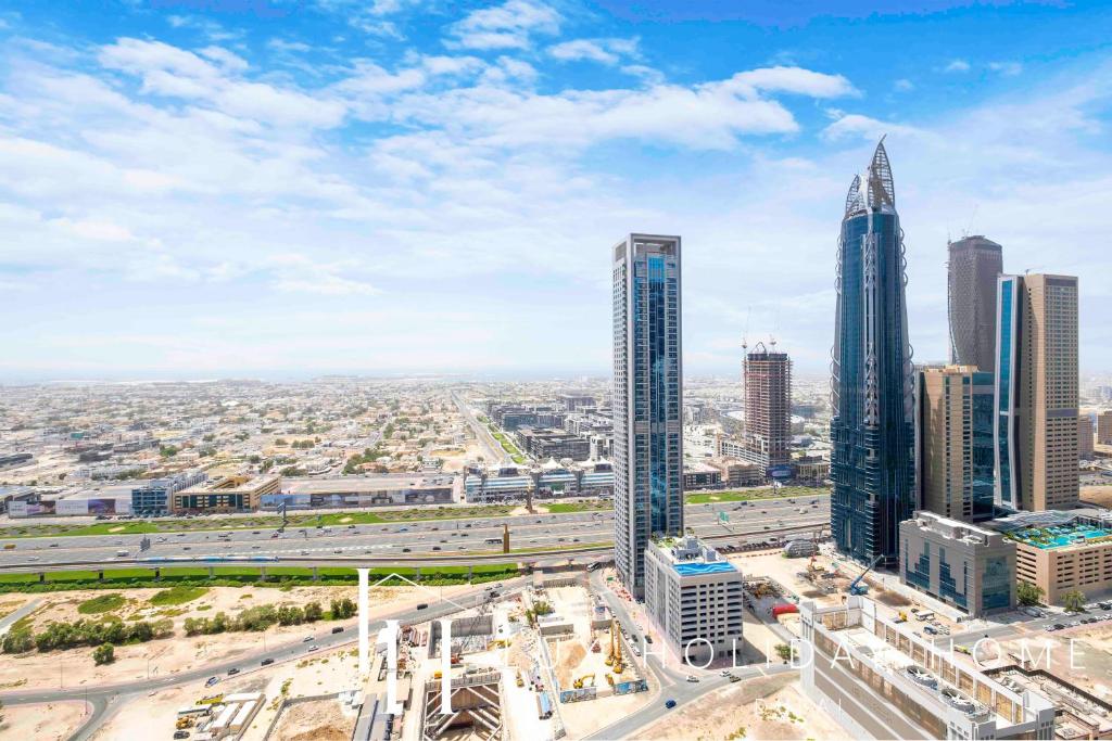 LUX The Downtown Sea View Suite