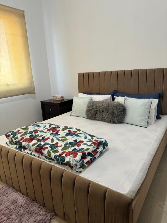 هتل وان بی اچ کی - اسپیشس اند ان تر پلِیس One BHK - Spacious & Entire place
