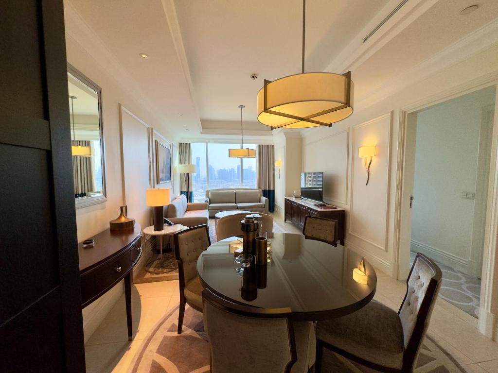 The Address Boulevard One Bedroom With Burj Khalif View