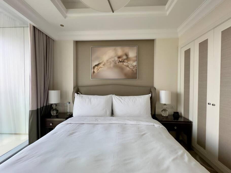 The Address Boulevard One Bedroom With Burj Khalif View