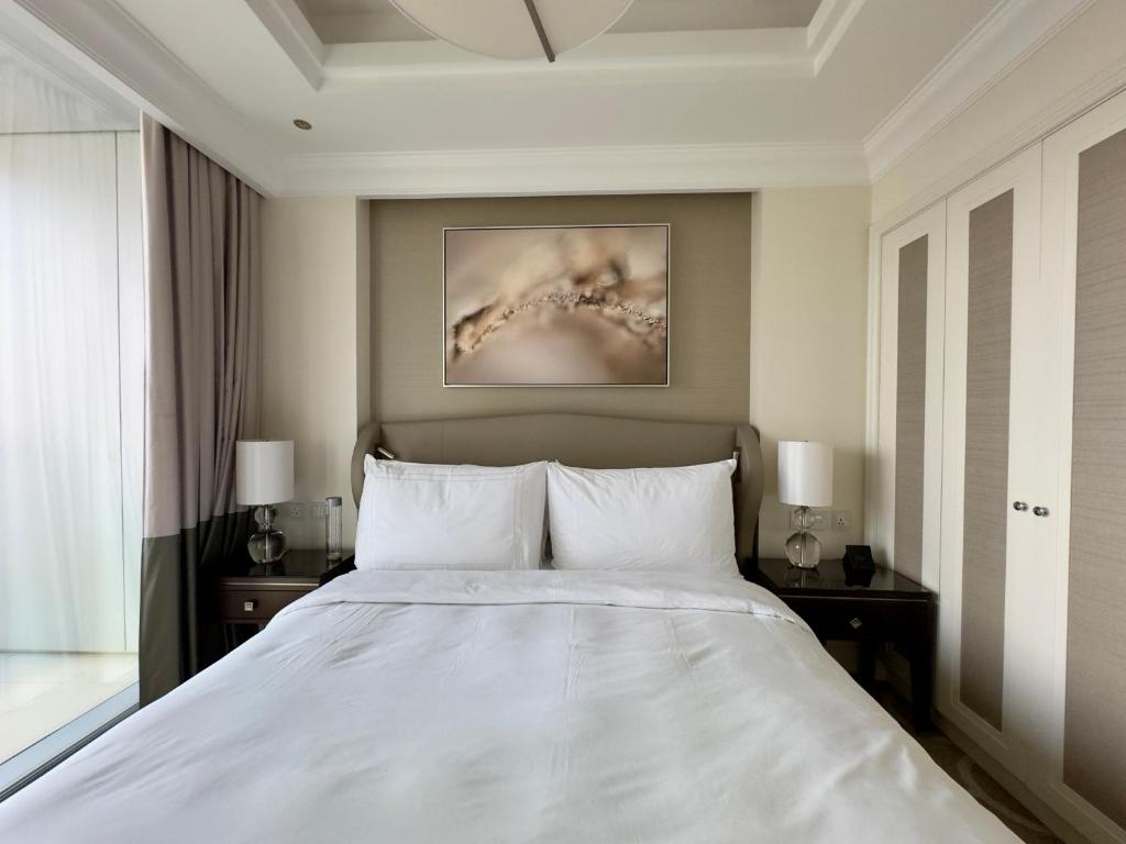 The Address Boulevard One Bedroom With Burj Khalif View