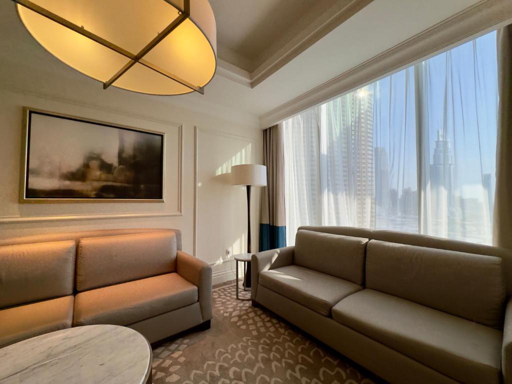 The Address Boulevard One Bedroom With Burj Khalif View