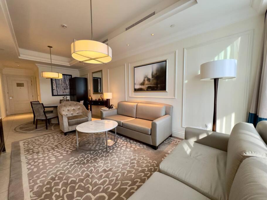 The Address Boulevard One Bedroom With Burj Khalif View