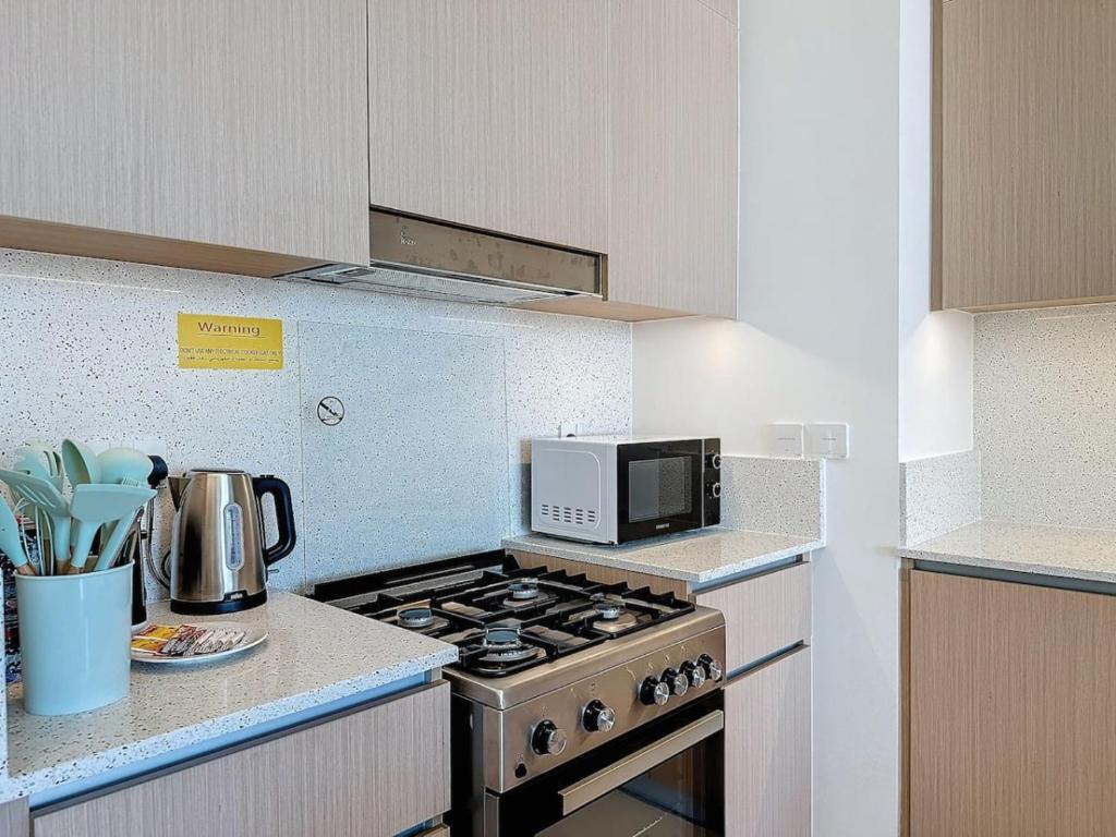 Key View - Summer 3, Creek Beach