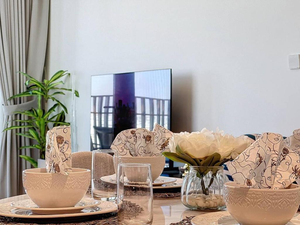 Key View - Summer 3, Creek Beach