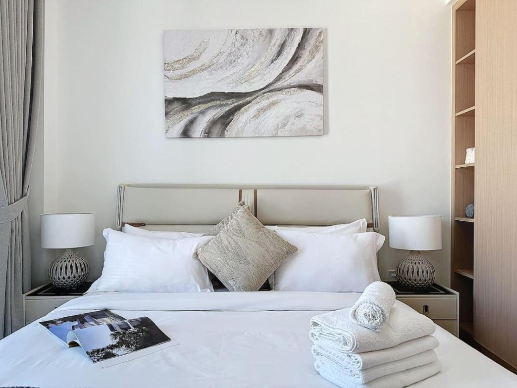 Key View - Summer 3, Creek Beach