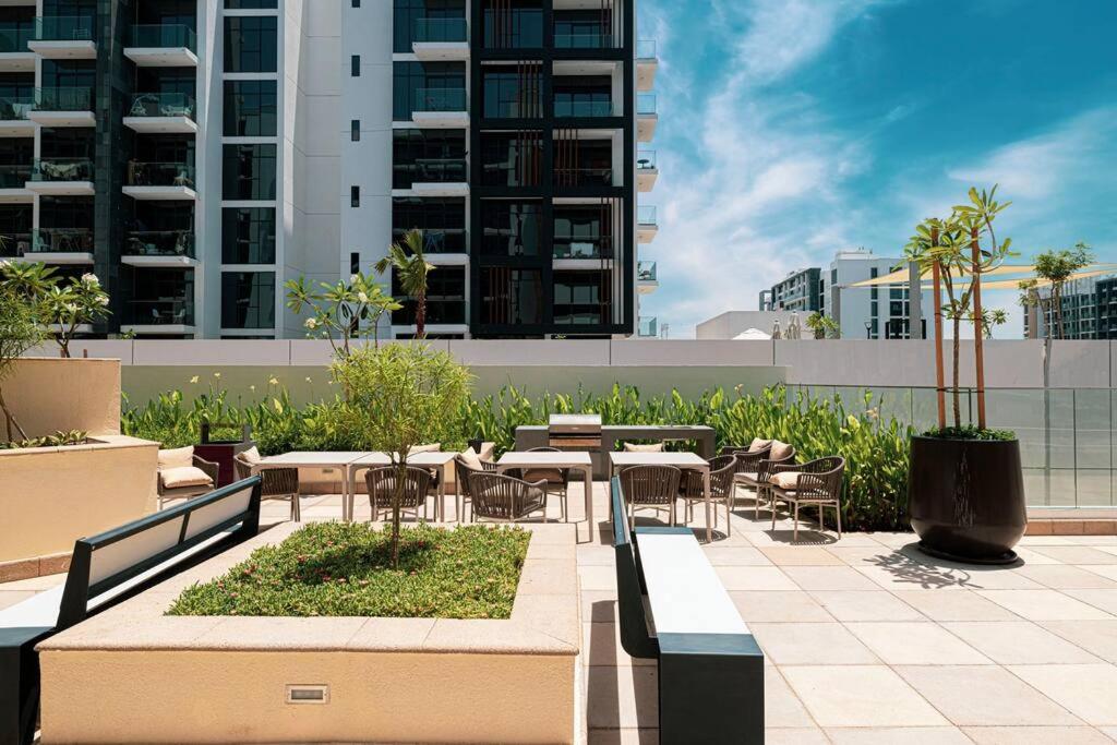 Modern Studio Downtown Dubai & Burj Khalifa Views