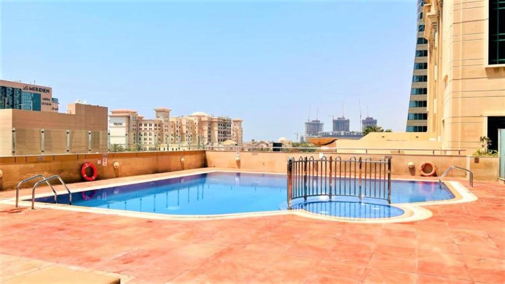 Marina Spacious and Comfy 1BR next to Dubai Harbour
