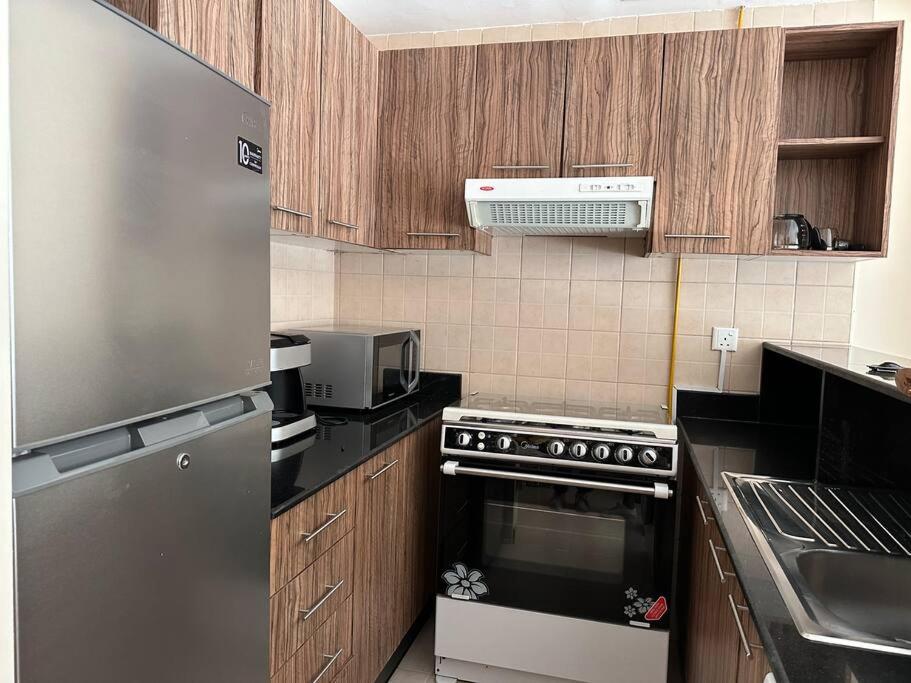 هتل لاکچری استودیو نییر برج خلیفه - Luxury Studio Near Burj Khalifa