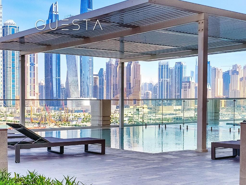 Emaar Beachfront - Marina Vista Tower, Dubai Marina